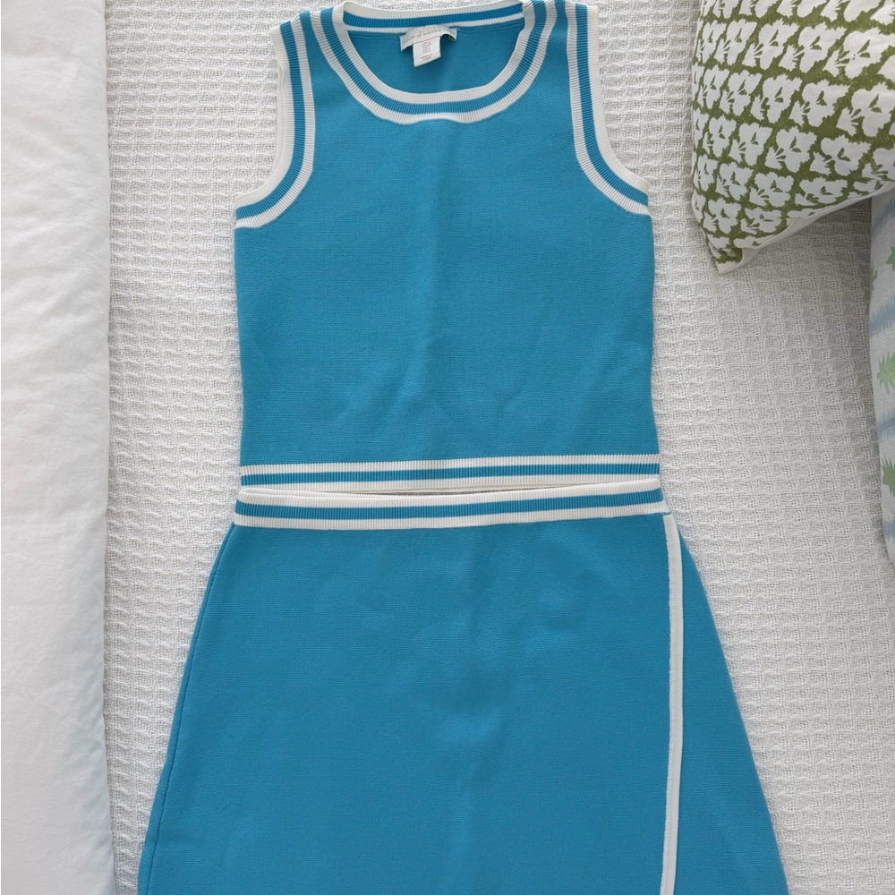 House of Harlow Blue and White Knit Set